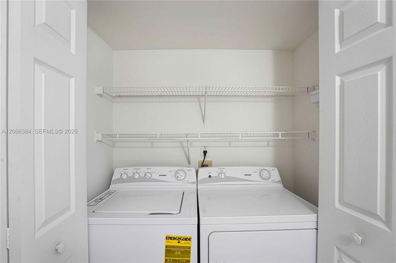 3530 Mystic Pointe Dr, Unit 3214, Aventura, FL 33180 Photo