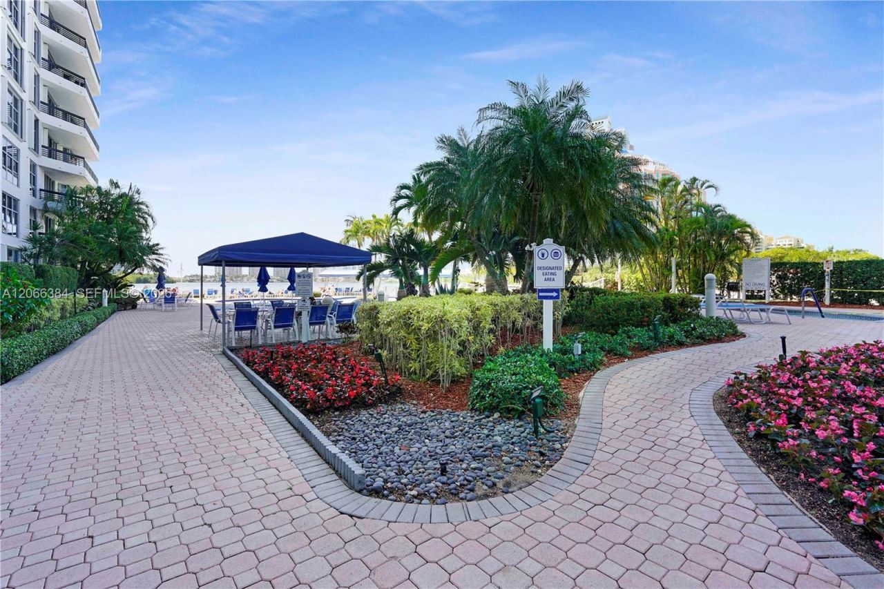 3530 Mystic Pointe Dr, Unit 3214, Aventura, FL 33180 Photo