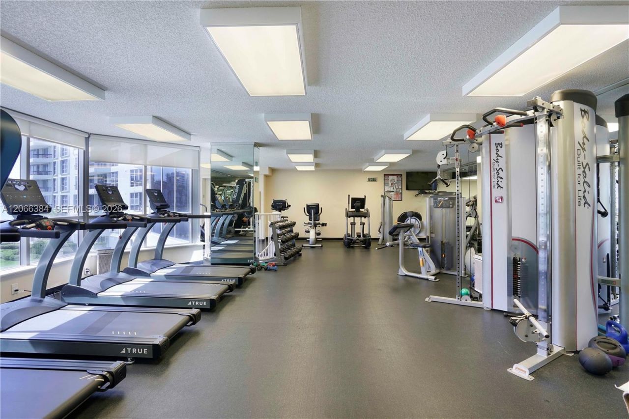 3530 Mystic Pointe Dr, Unit 3214, Aventura, FL 33180 Photo