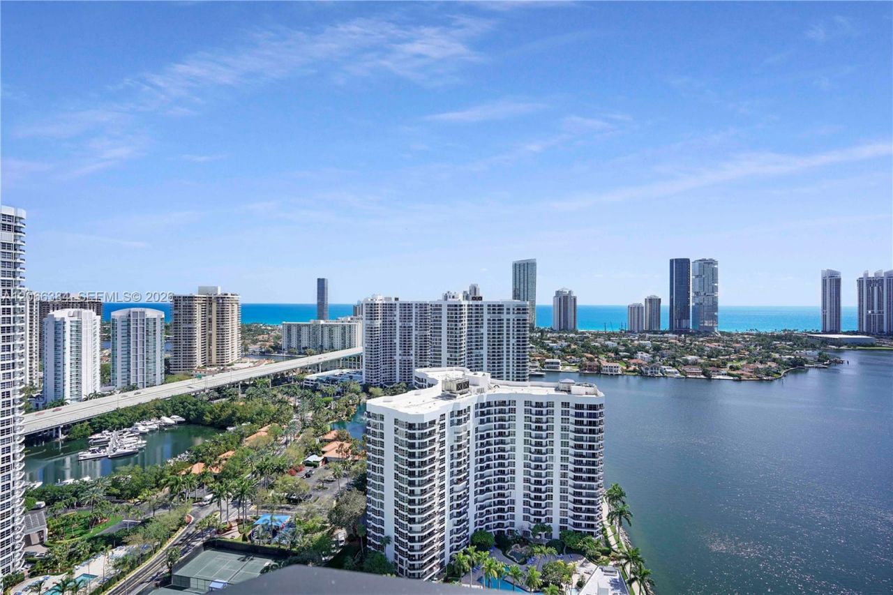 3530 Mystic Pointe Dr, Unit 3214, Aventura, FL 33180 Photo
