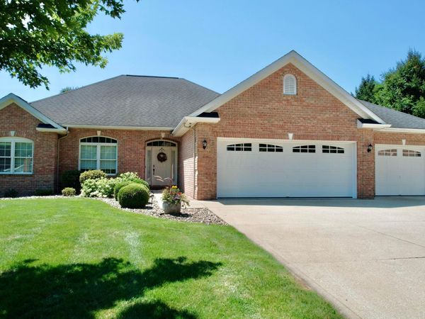 5044 Sunset Boulevard Road NW, Strasburg, OH 44680