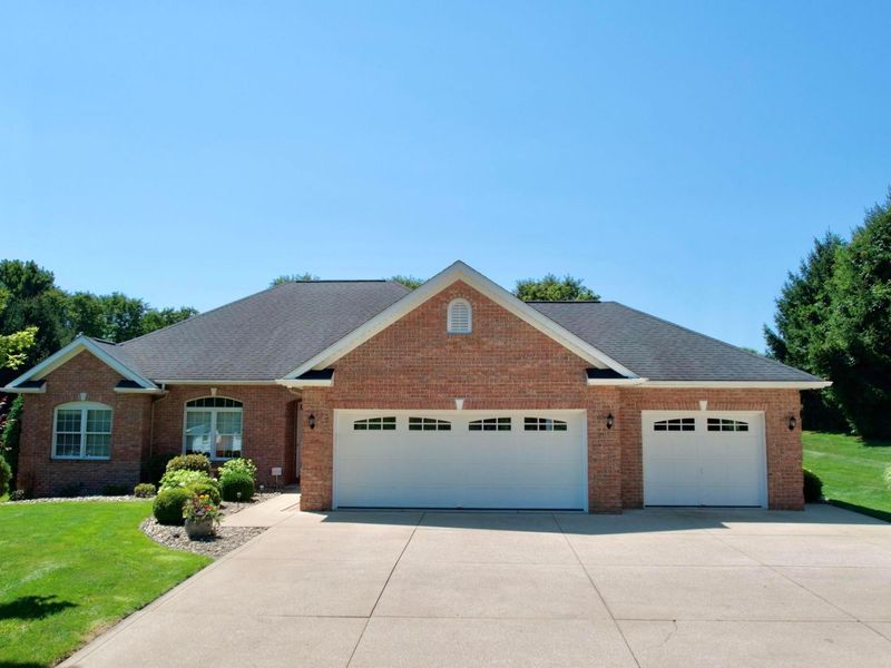 5044 Sunset Boulevard Road NW, Strasburg, OH 44680 Photo 2