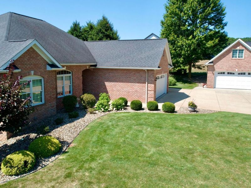 5044 Sunset Boulevard Road NW, Strasburg, OH 44680 Photo 4
