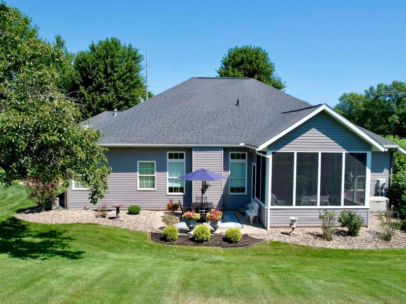 5044 Sunset Boulevard Road NW, Strasburg, OH 44680 Photo 8