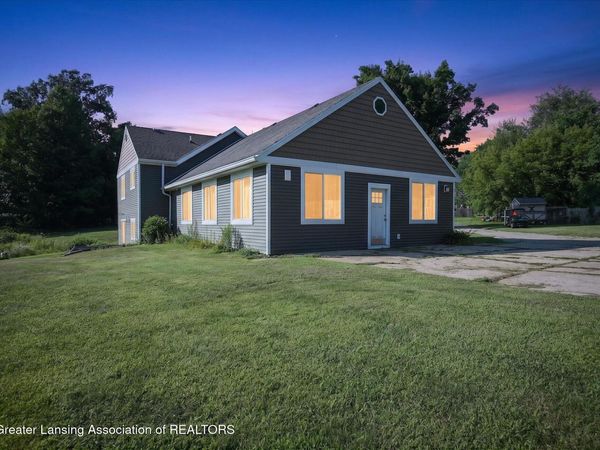 6086 Curtice Road, Eaton Rapids, MI 48827