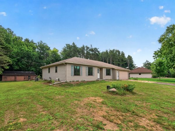 12920 Biscayne Avenue W, Rosemount, MN 55068