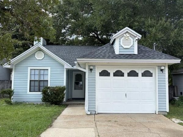 431 Apple Drive, Crestview, FL 32536