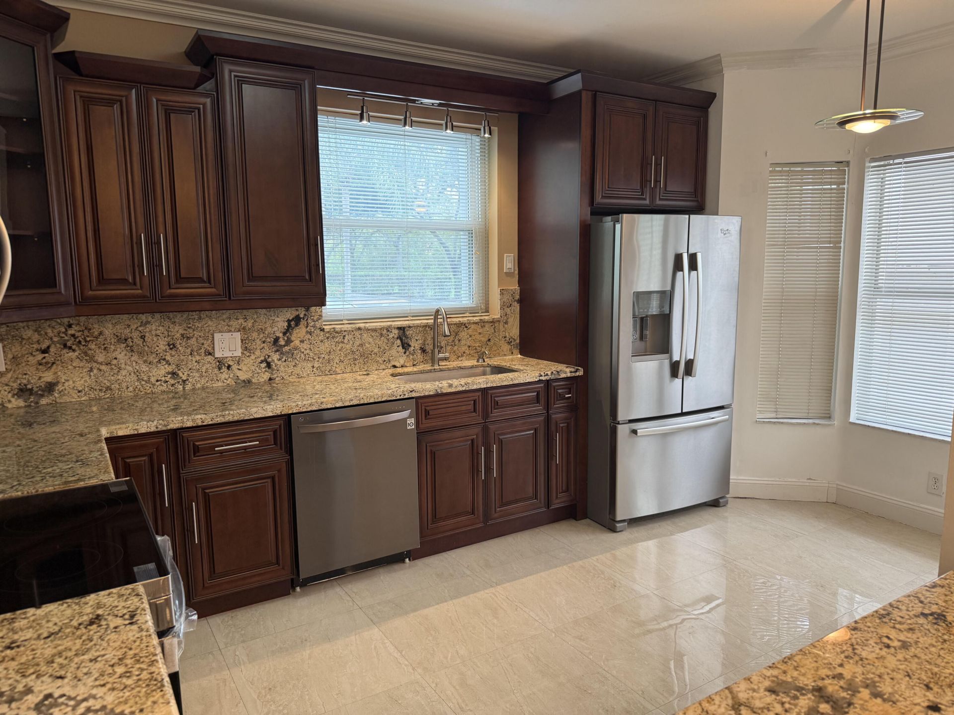 1295 Weeping Willow Way, Unit 1295, Hollywood, FL 33019 Photo