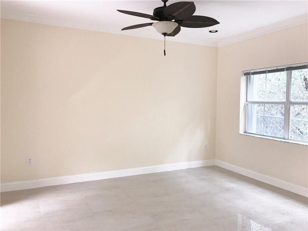 1295 Weeping Willow Way, Unit 1295, Hollywood, FL 33019 Photo