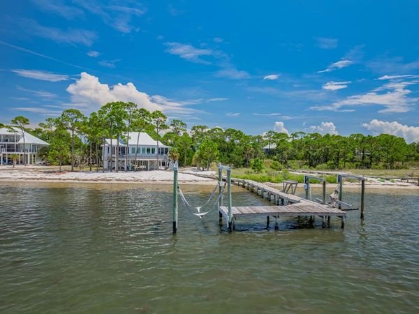 2059 Turpentine Trail , St George Islan, FL 32328