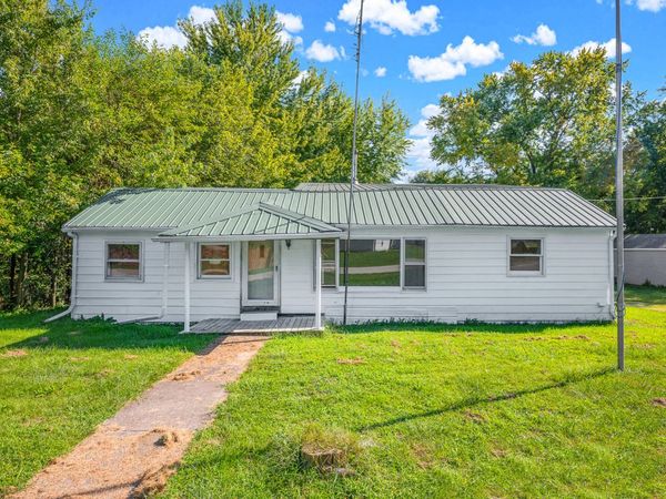 207 E North Street, Heyworth, IL 61745