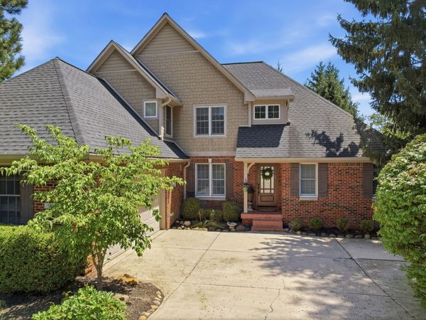 5521 Turkey Foot Road , Zionsville, IN 46077