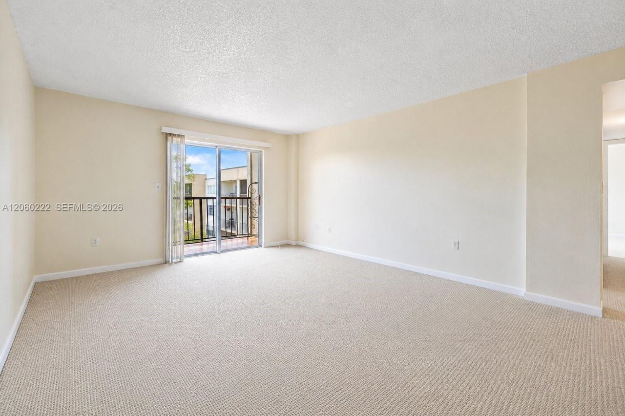 14250 SW 62nd St , Unit 521, Miami, FL 33183 Photo