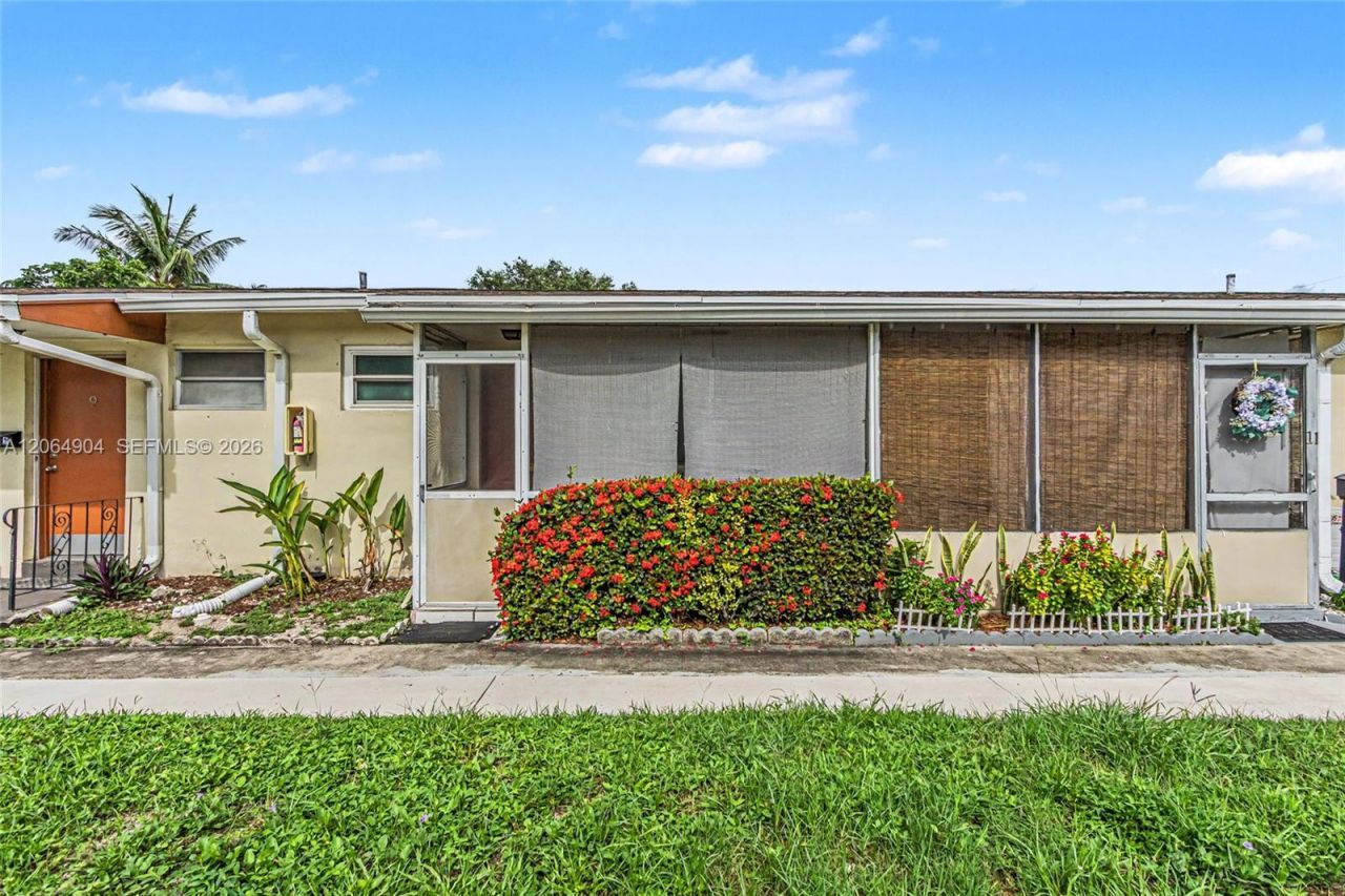 2516 Hayes St, Unit 10, Hollywood, FL 33020 Photo
