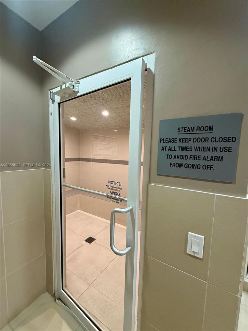 79 SW 12th St , Unit 1207-S, Miami, FL 33130 Photo