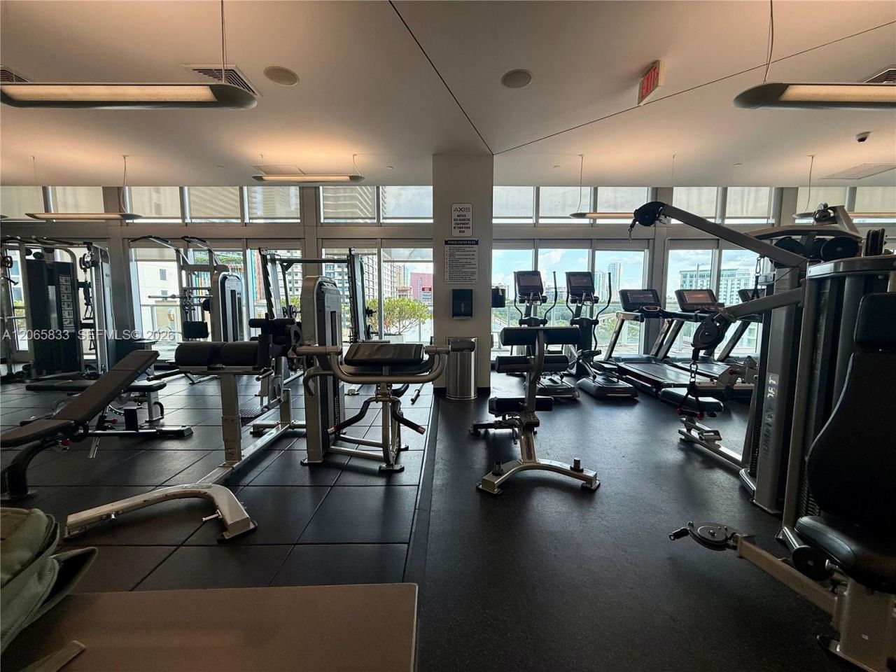 79 SW 12th St , Unit 1207-S, Miami, FL 33130 Photo