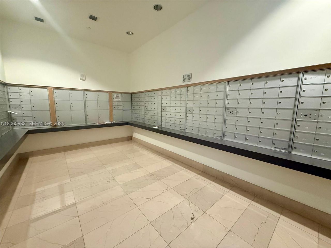 79 SW 12th St , Unit 1207-S, Miami, FL 33130 Photo