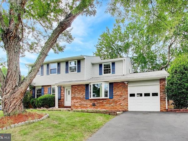 9152 BURKE ROAD, BURKE, VA 22015