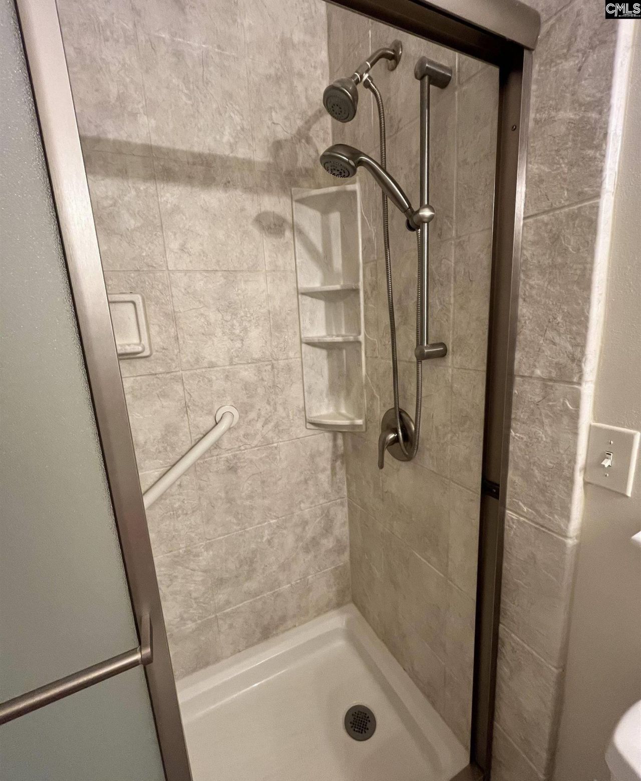 301 Harbor Heights Drive  Photo 23