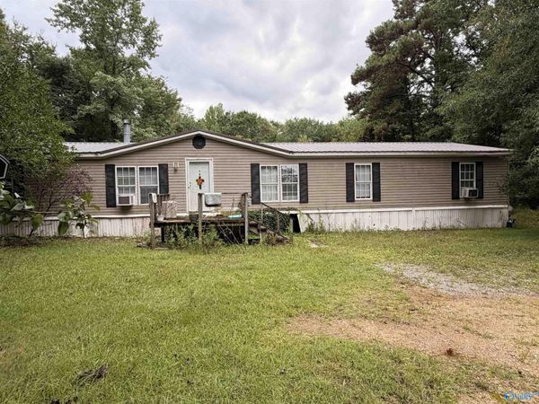 1763 Tabor Cutoff, Gadsden, AL 35904