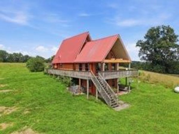 1864 Duncans Chapel Rd, Cookeville, TN 38506