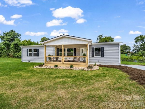 115 Maplewood Knoll Drive , Flat Rock, NC 28726