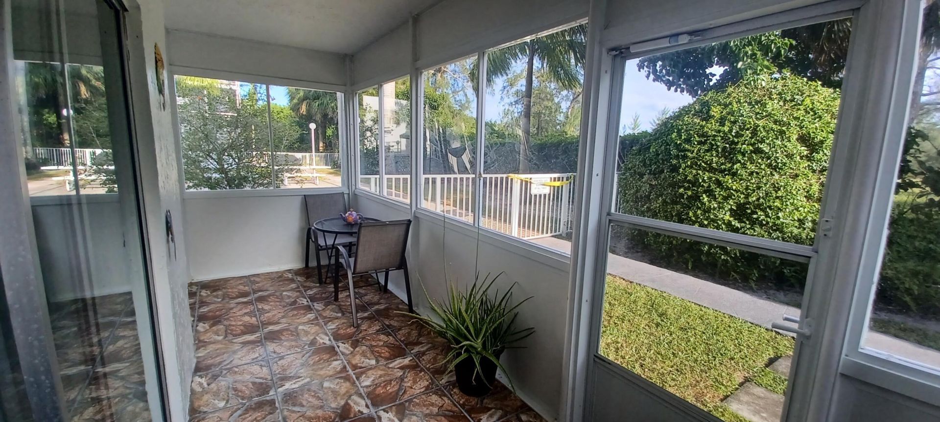 2998 E Sunrise Lakes Drive E, Unit 121, Sunrise, FL 33322 Photo