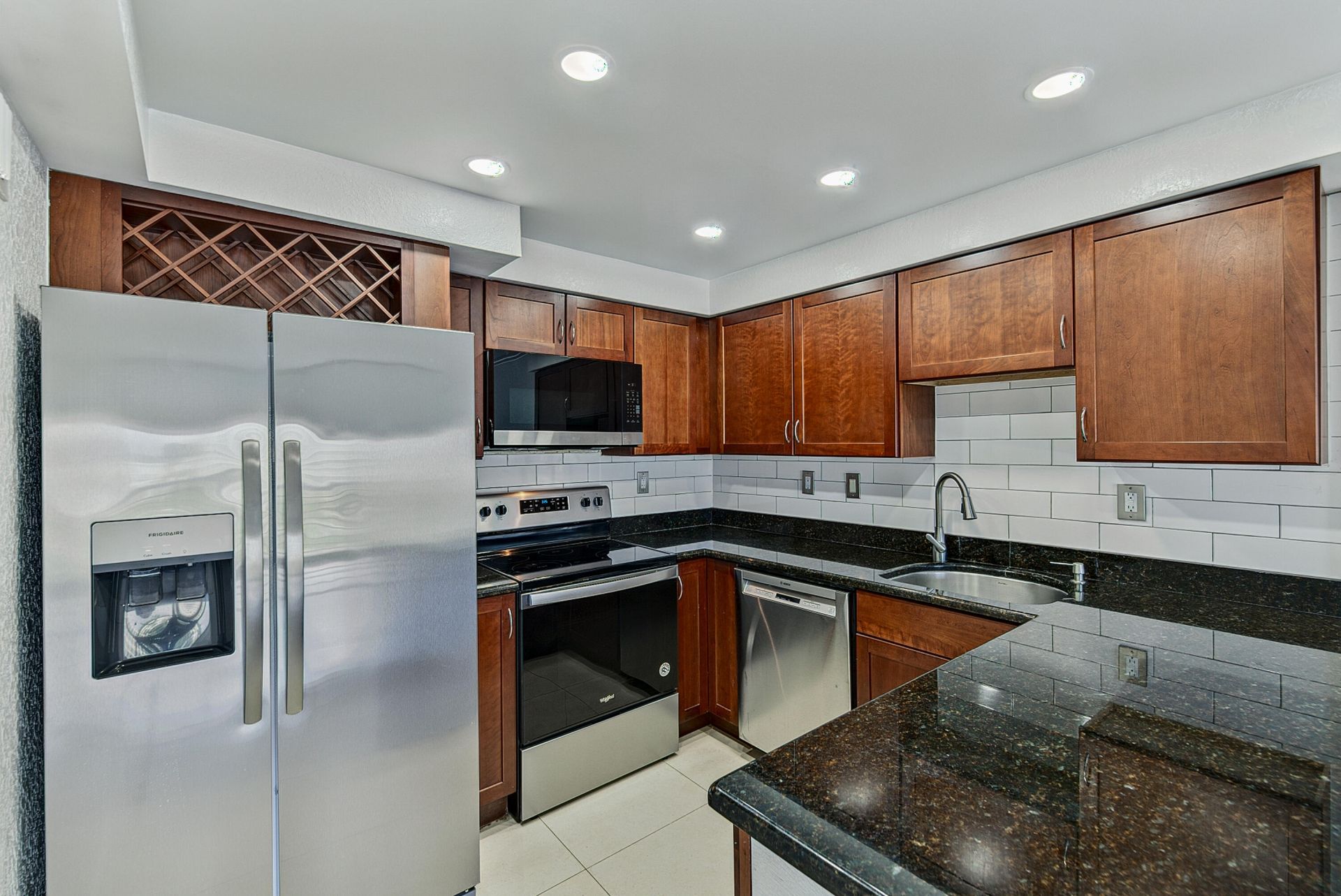2900 NE 30th Street, Unit 9i, Fort Lauderdale, FL 33306 Photo