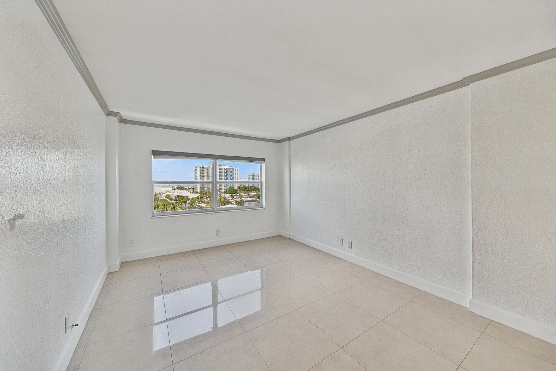 2900 NE 30th Street, Unit 9i, Fort Lauderdale, FL 33306 Photo