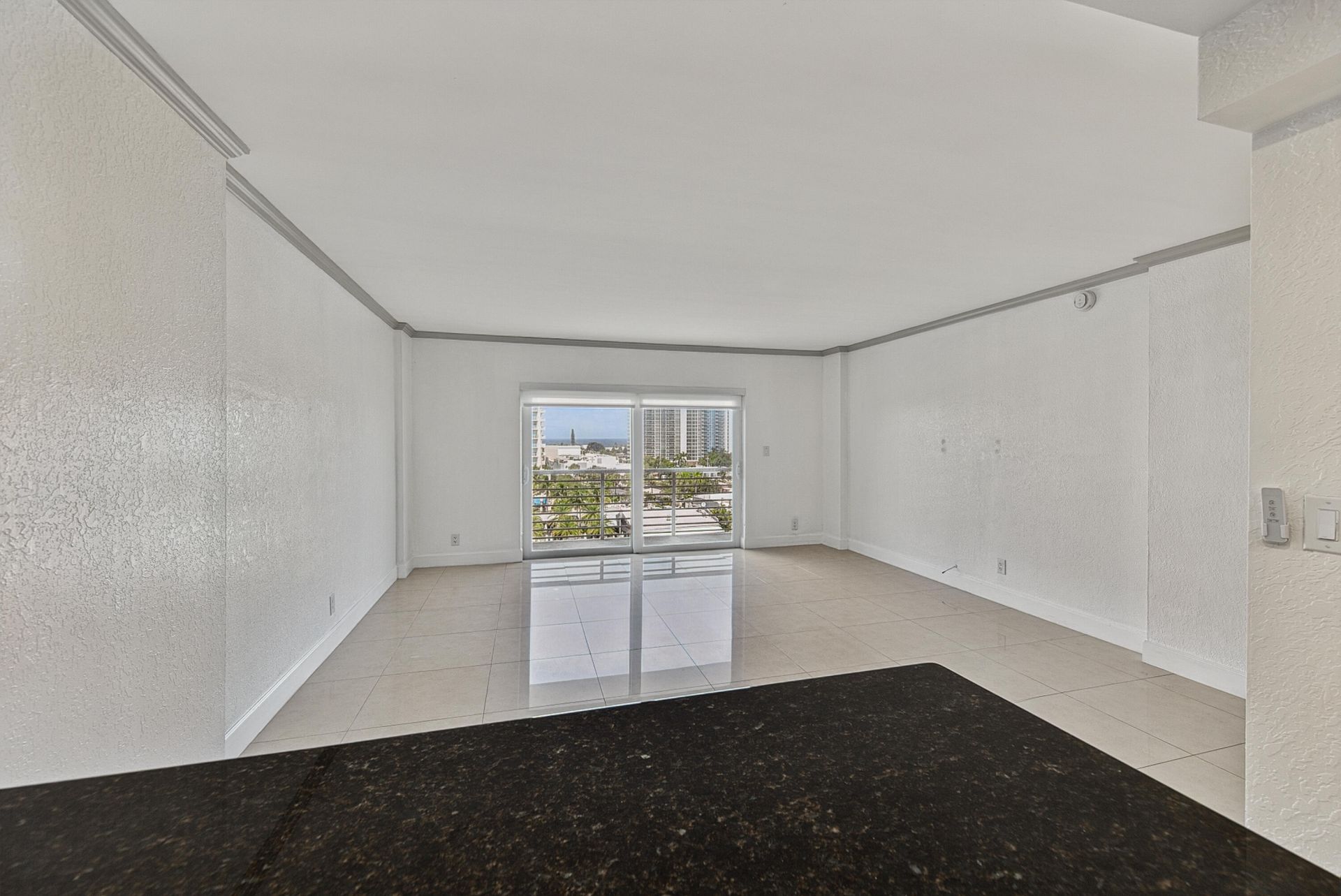 2900 NE 30th Street, Unit 9i, Fort Lauderdale, FL 33306 Photo