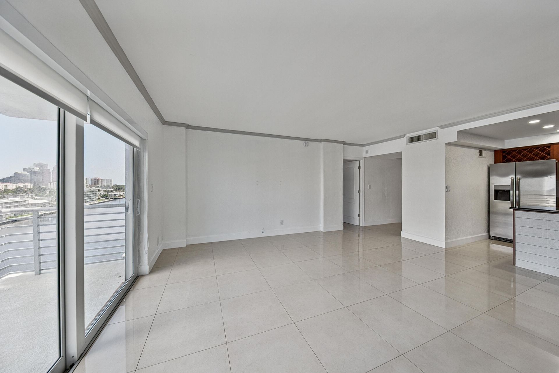 2900 NE 30th Street, Unit 9i, Fort Lauderdale, FL 33306 Photo