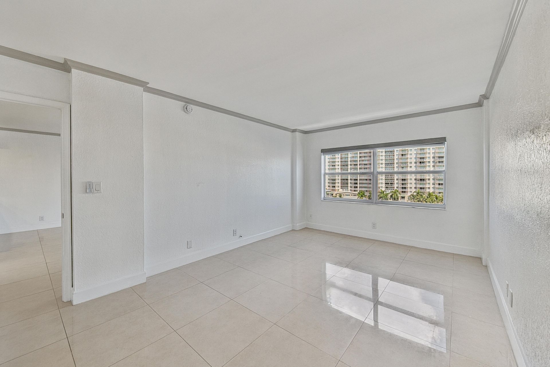 2900 NE 30th Street, Unit 9i, Fort Lauderdale, FL 33306 Photo