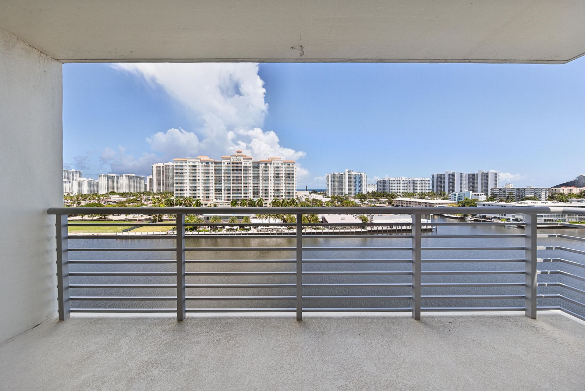 2900 NE 30th Street, Unit 9i, Fort Lauderdale, FL 33306 Photo