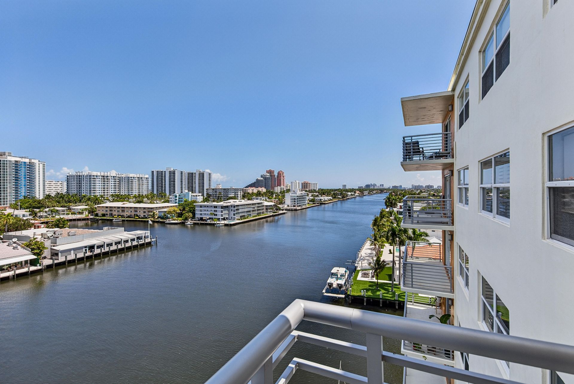 2900 NE 30th Street, Unit 9i, Fort Lauderdale, FL 33306 Photo