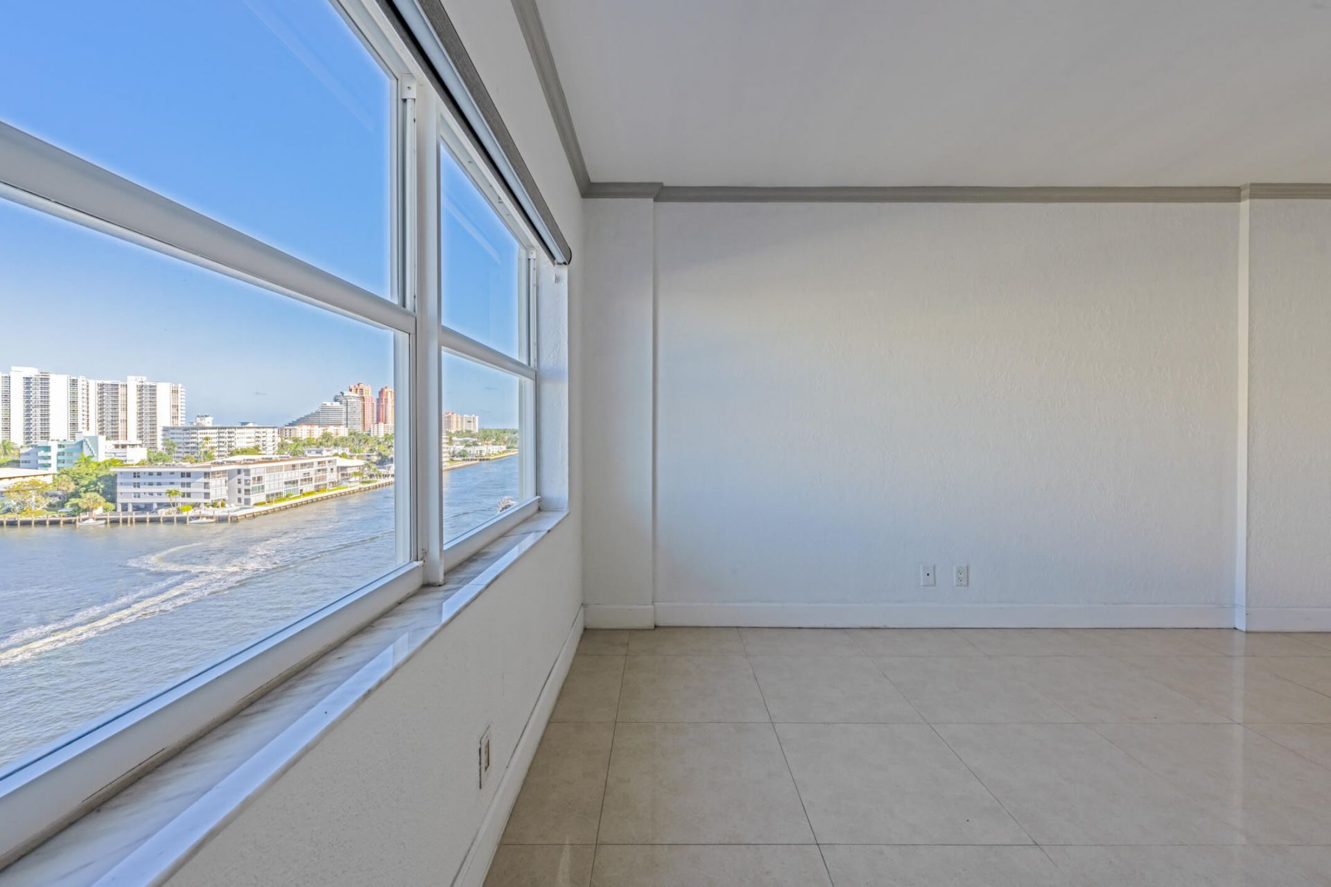 2900 NE 30th Street, Unit 9i, Fort Lauderdale, FL 33306 Photo