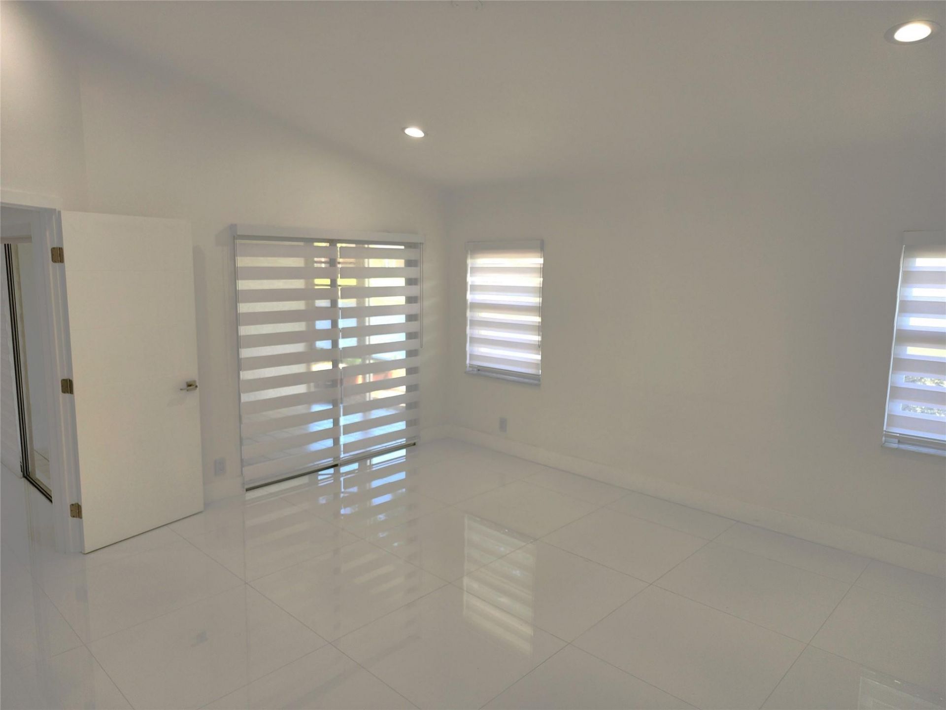 9020 NW 60th Street, Tamarac, FL 33321 Photo