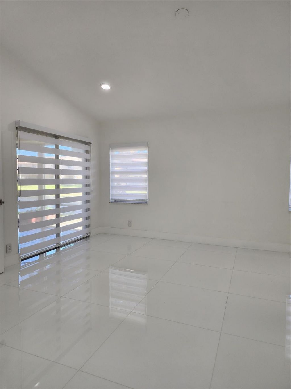 9020 NW 60th Street, Tamarac, FL 33321 Photo