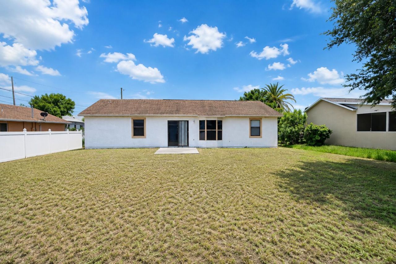 513 SW Lakota Avenue, Port Saint Lucie, FL 34953 Photo