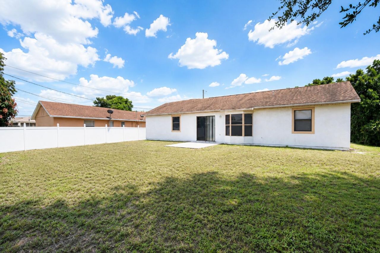 513 SW Lakota Avenue, Port Saint Lucie, FL 34953 Photo