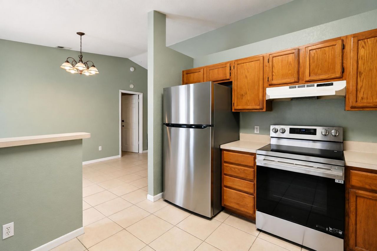 513 SW Lakota Avenue, Port Saint Lucie, FL 34953 Photo