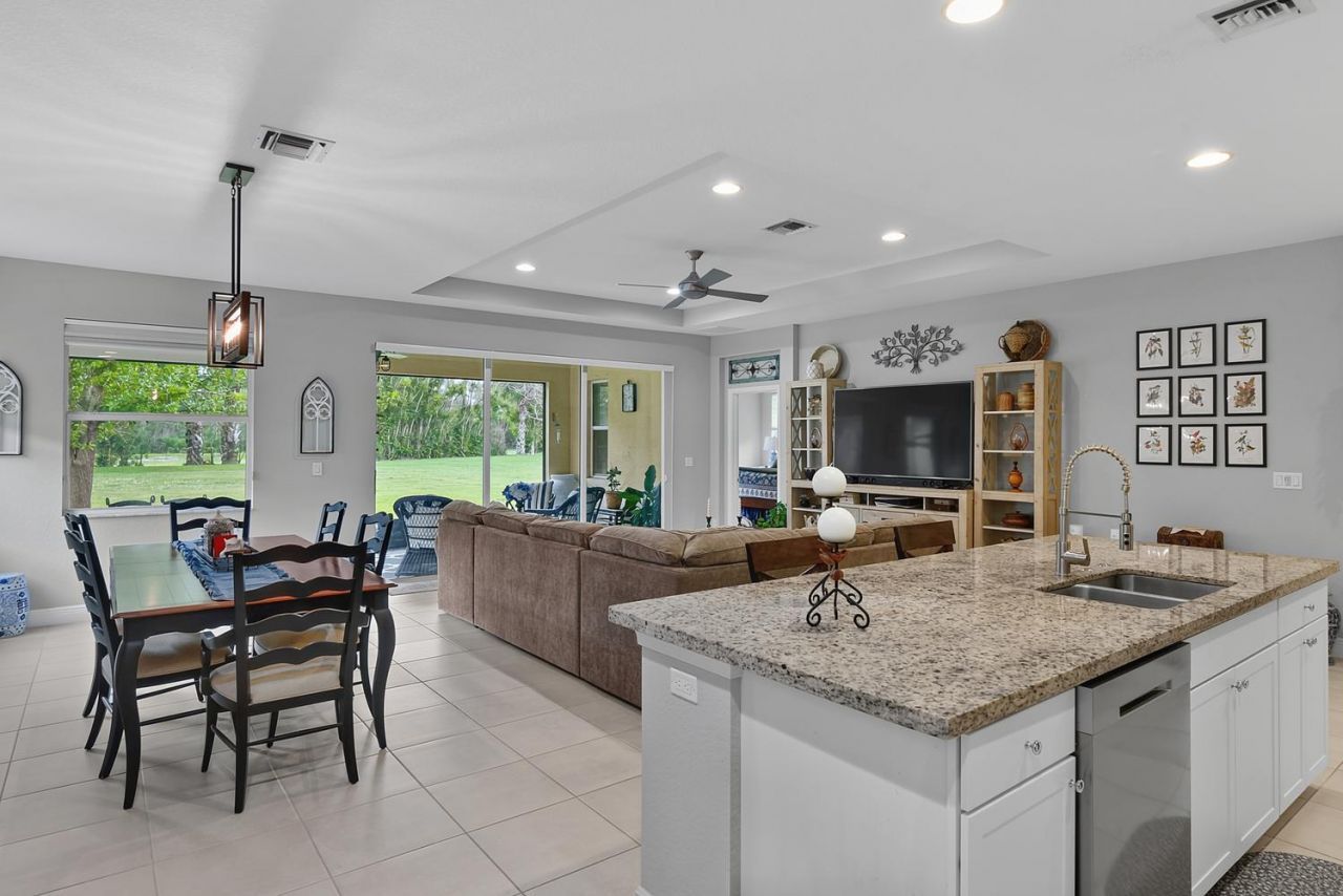 1332 NW Leonardo Circle, Port Saint Lucie, FL 34986 Photo