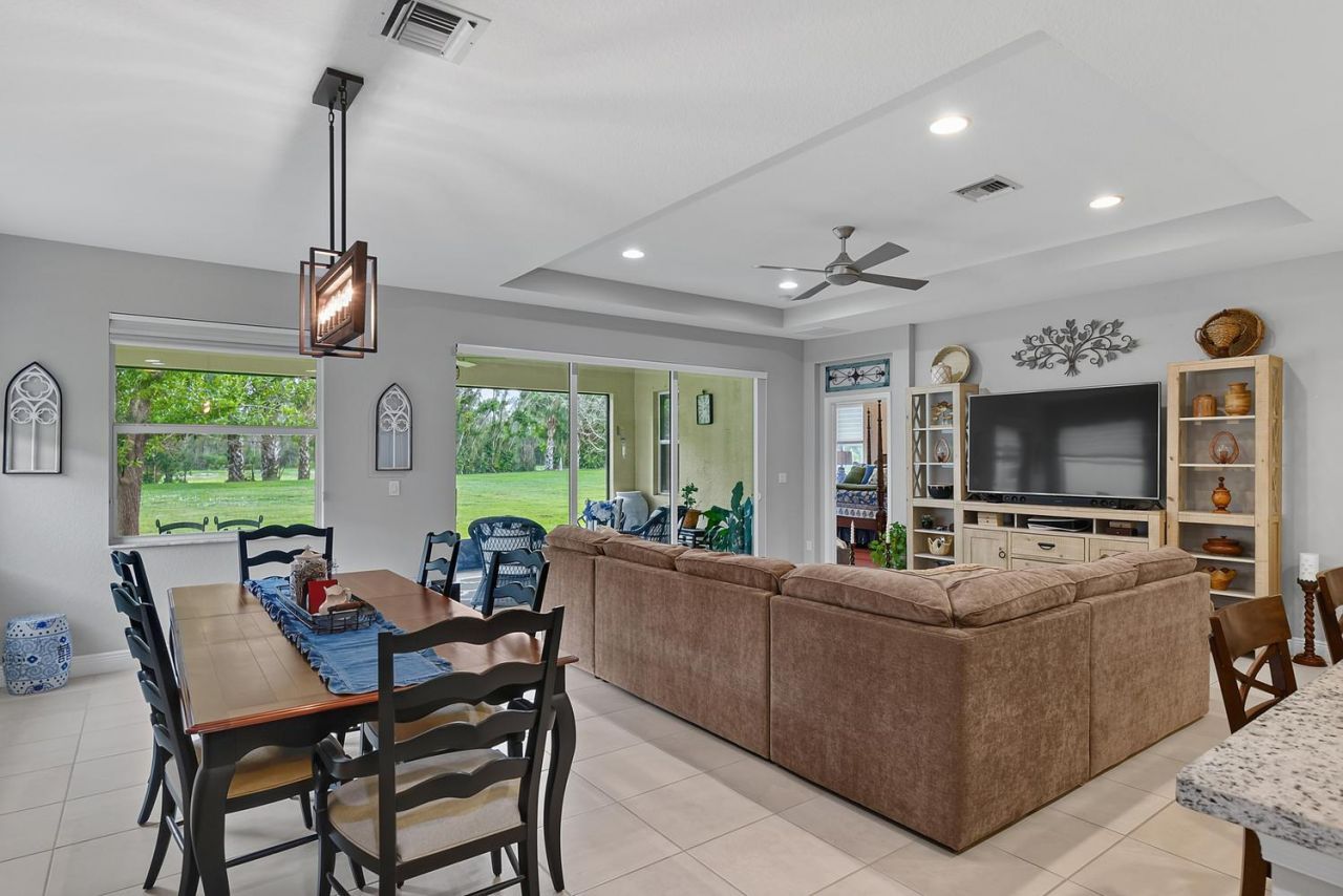 1332 NW Leonardo Circle, Port Saint Lucie, FL 34986 Photo