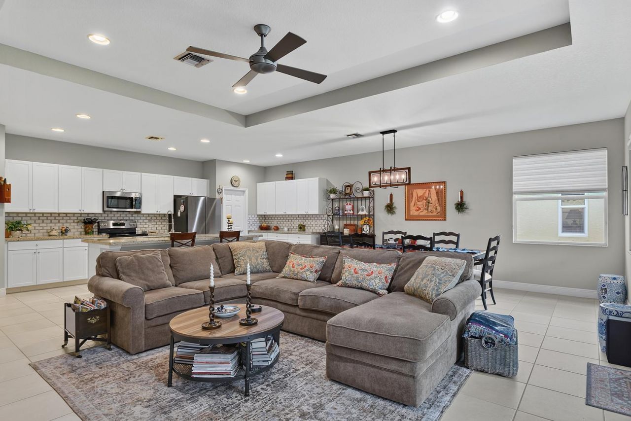 1332 NW Leonardo Circle, Port Saint Lucie, FL 34986 Photo