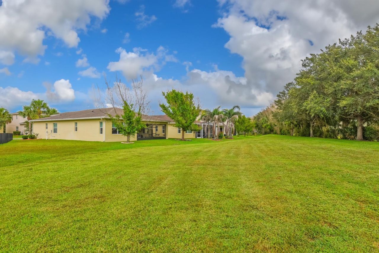 1332 NW Leonardo Circle, Port Saint Lucie, FL 34986 Photo