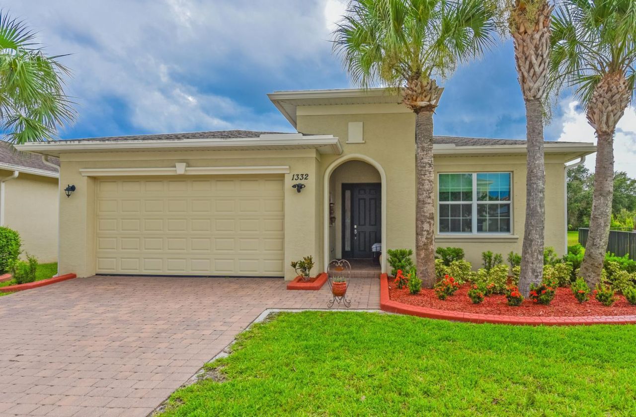 1332 NW Leonardo Circle, Port Saint Lucie, FL 34986 Photo