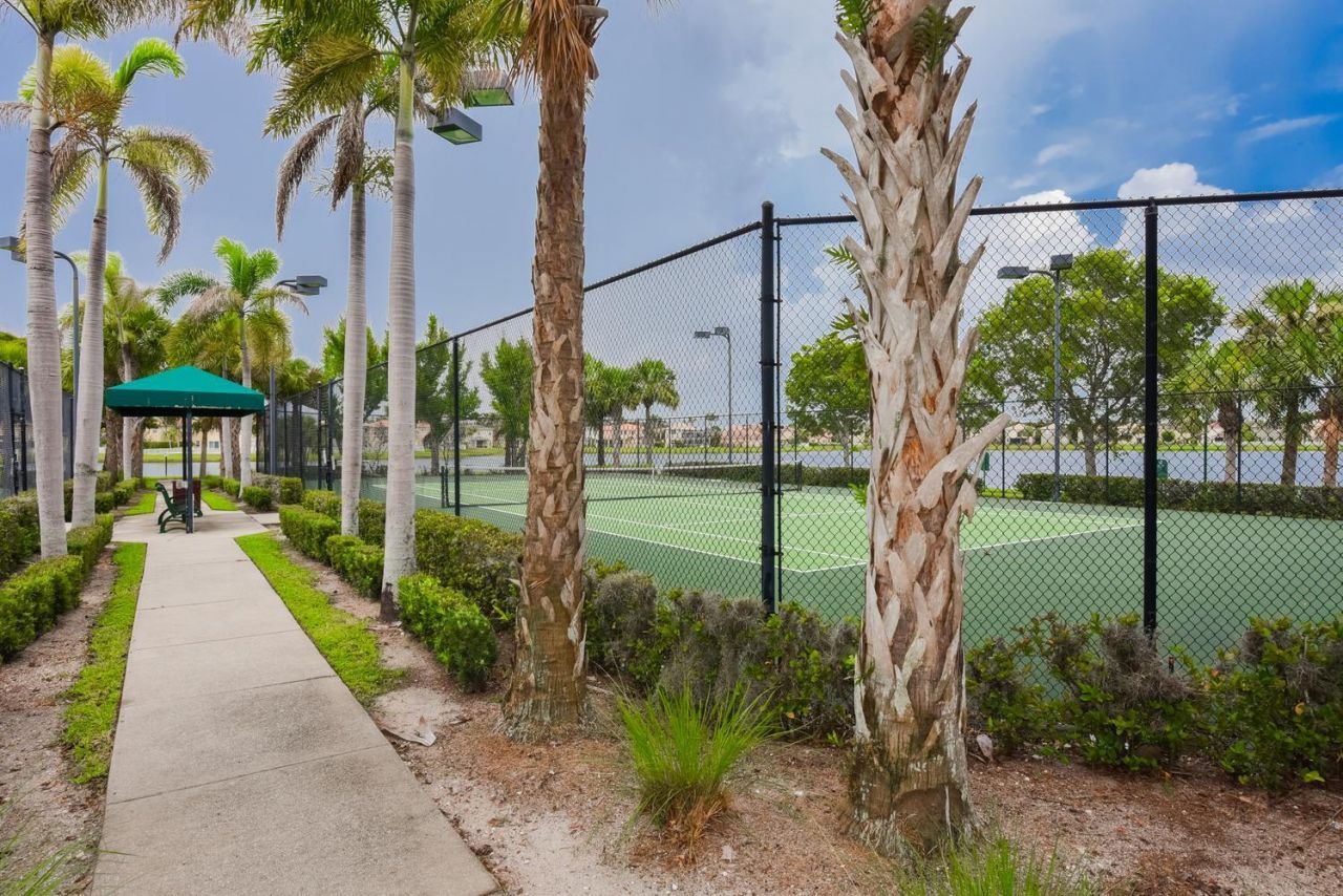 1332 NW Leonardo Circle, Port Saint Lucie, FL 34986 Photo