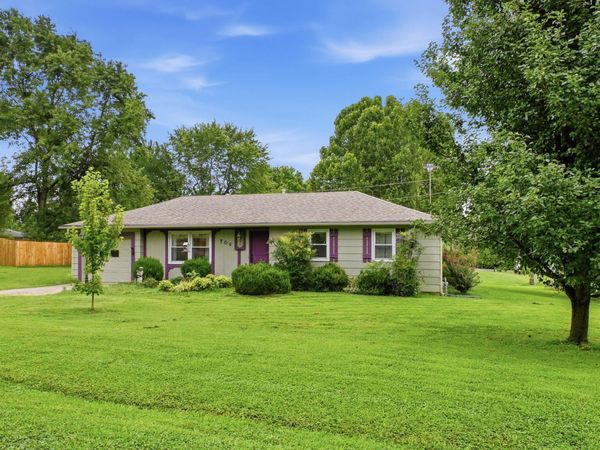 706 N Ward Street , Stockton, MO 65785