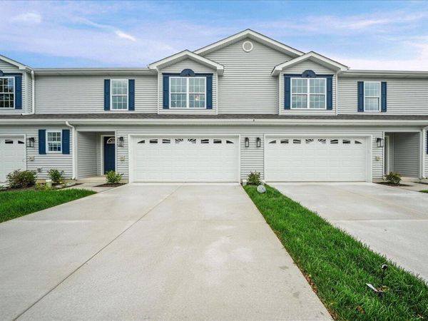 9563 Luebcke Lane , Crown Point, IN 46307