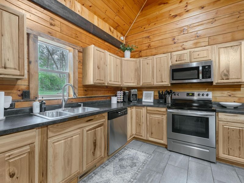 36933 Maysville Greendale Road, Logan, OH 43138 Photo 28