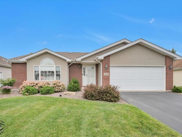 1449 Crooked Creek Drive , Beecher, IL 60401